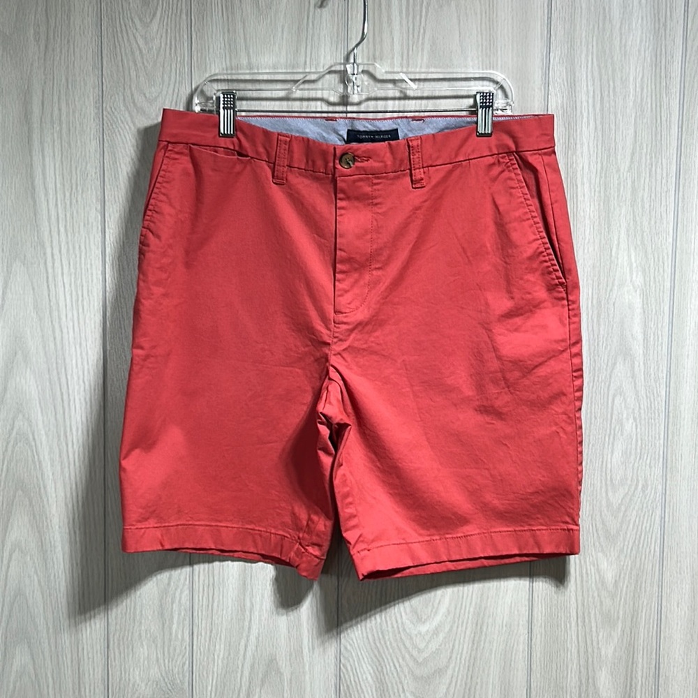 Tommy Hilfiger shorts size 35